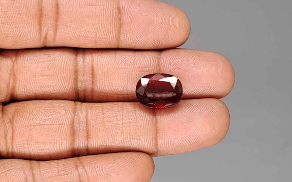 Hessonite (Gomed) - 10.98 Carat