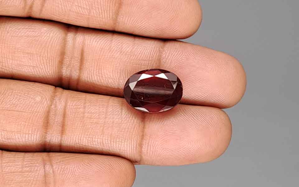 Hessonite (Gomed) - 11.67 Carat