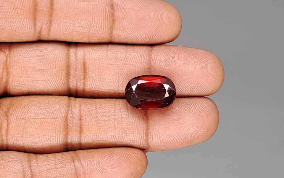 Hessonite (Gomed) - 12.88 Carat