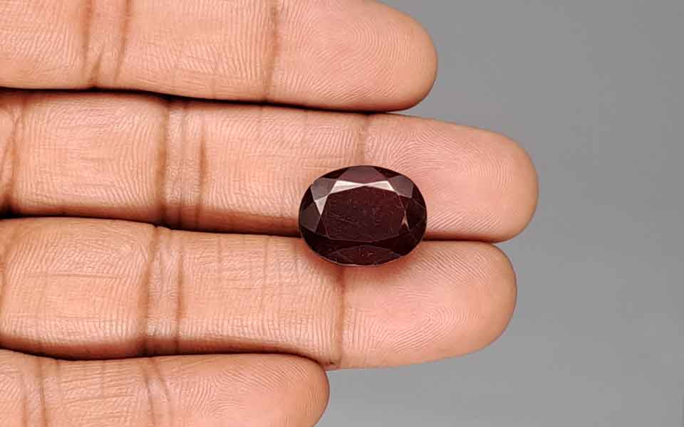 Hessonite (Gomed) - 14.95 Carat