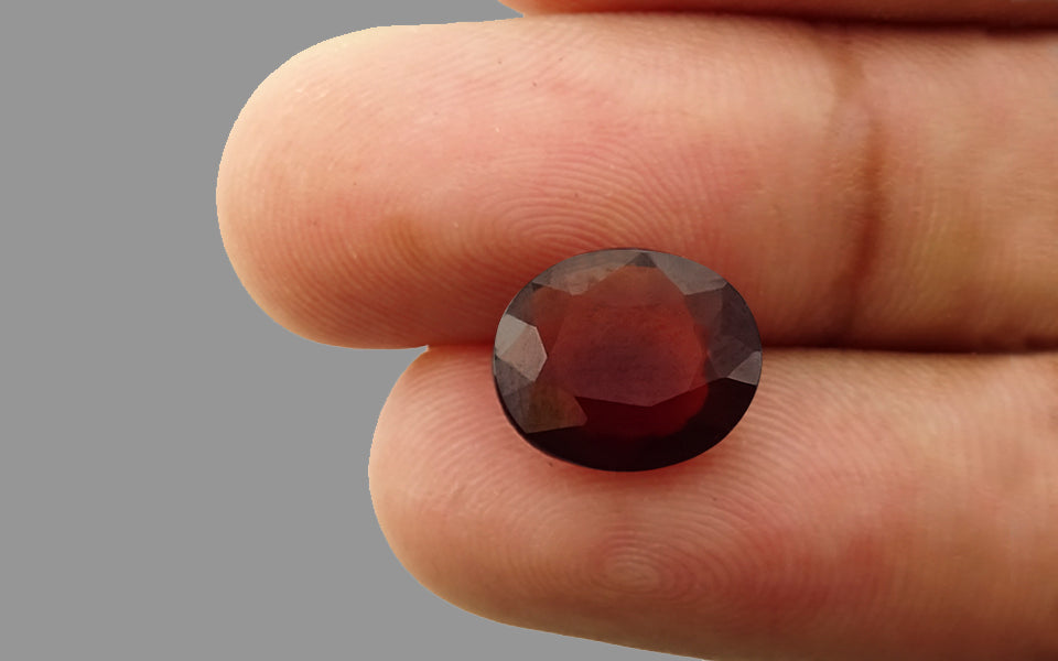 Hessonite (Gomed) - 3.95 Carat