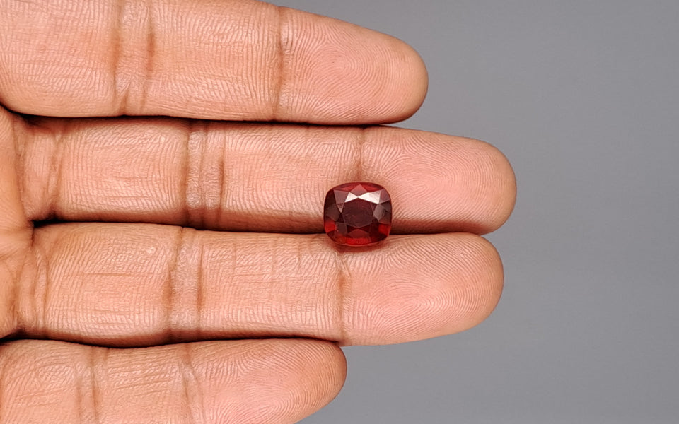 Hessonite (Gomed) - 5.08 Carat