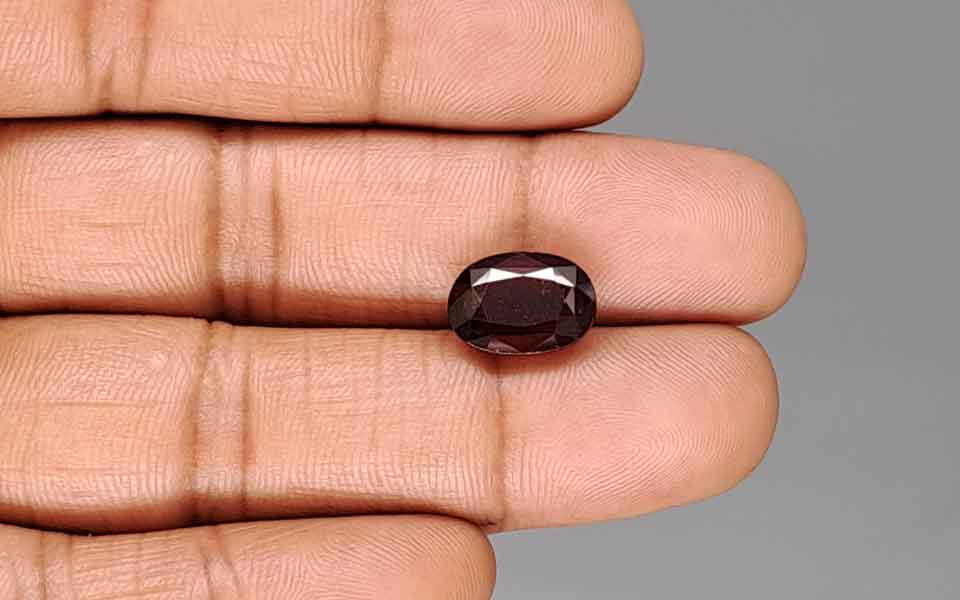 Hessonite (Gomed) - 5.95 Carat