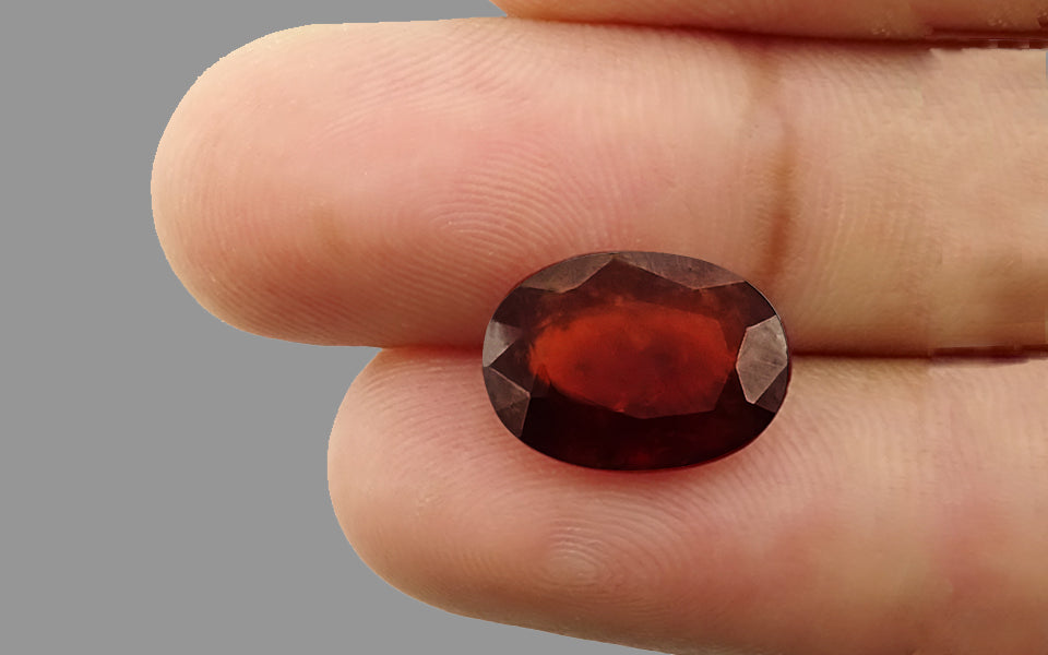 Hessonite (Gomed) - 6.23 Carat
