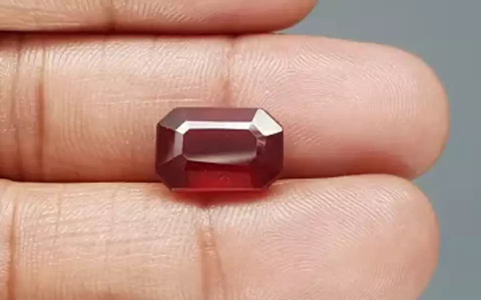 African Hessonite Garnet  8.21 Carat Prime Quality  HG-8209