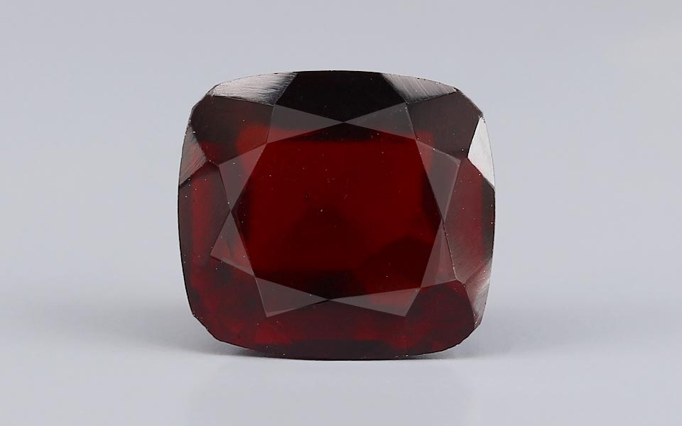 Hessonite (Gomed) - 9.19 Carat