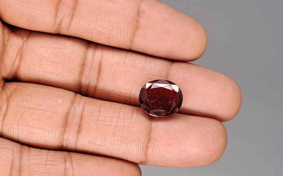 Hessonite (Gomed) - 9.53 Carat