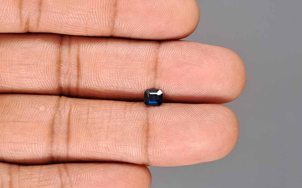 Blue Sapphire - 0.48 Carats