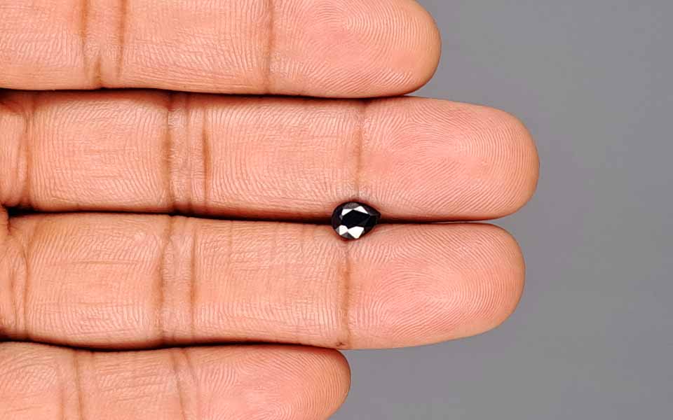 Blue Sapphire - 0.80 Carats