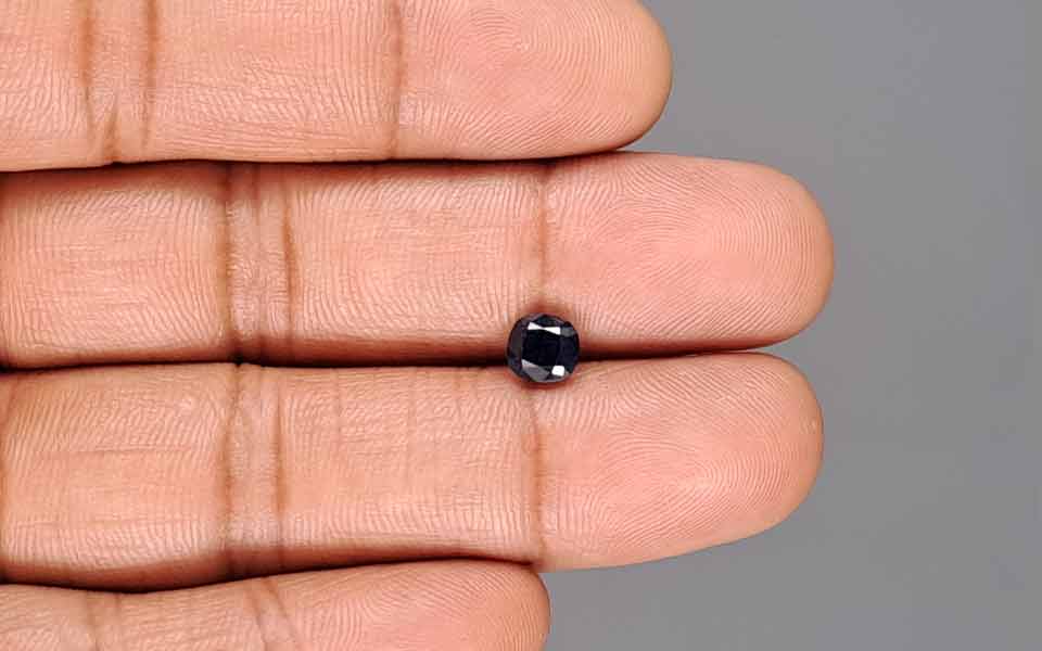 Blue Sapphire - 1.23 Carats