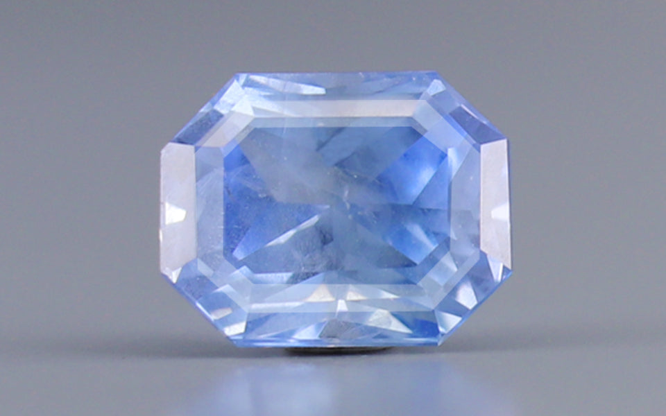 Blue Sapphire - 2.63 Carats