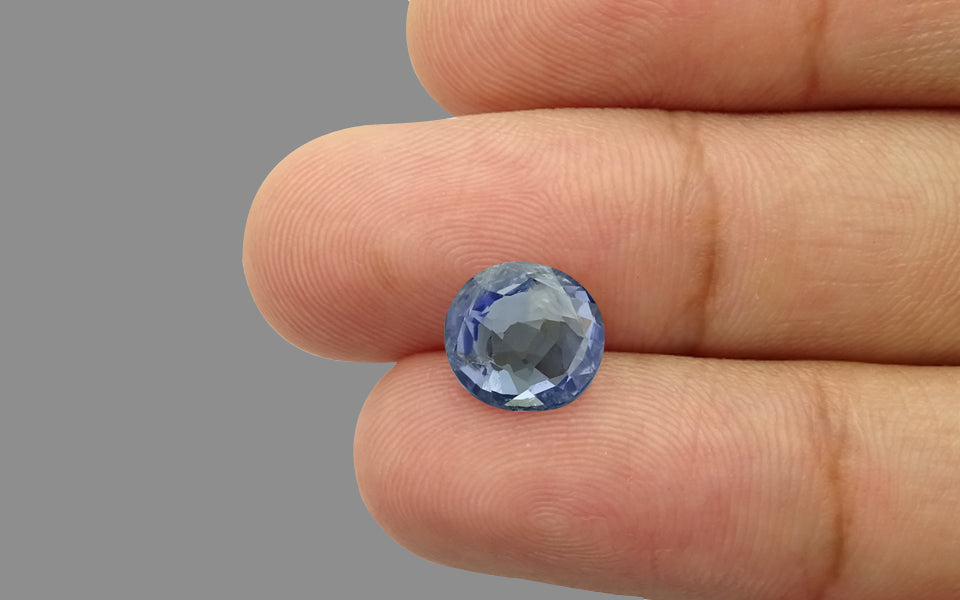 Blue Sapphire - 3.08 Carats