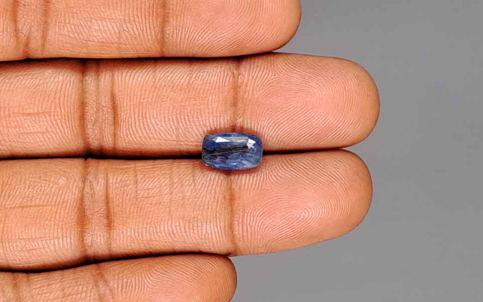 Ceylon Blue Sapphire - 3.16 Carat Prime Quality CBS-6323
