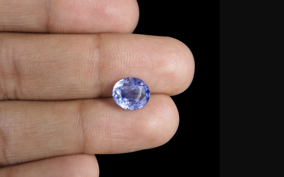 Blue Sapphire - 3.26 Carats