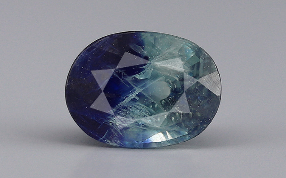 Blue Sapphire - 3.27 Carats