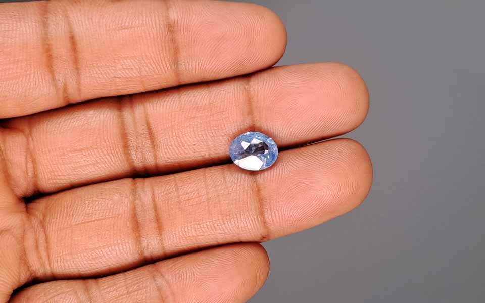 Blue Sapphire - 3.45 Carats