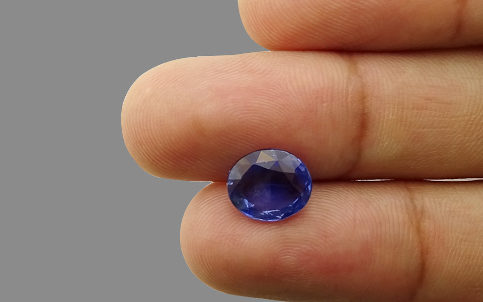 Blue Sapphire - 3.60 Carats