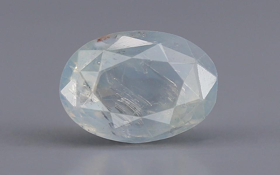 Blue Sapphire - 3.91 Carats