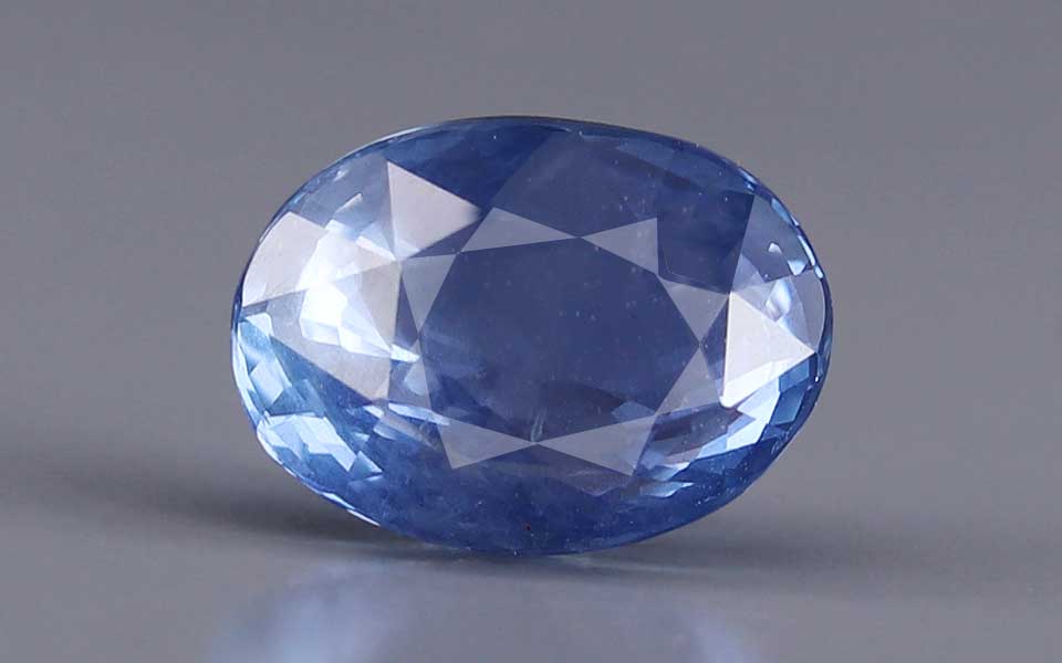 Blue Sapphire - 4.01 Carats