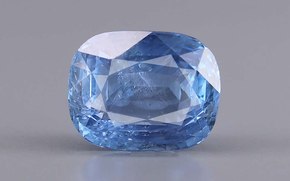 Blue Sapphire - 4.03 Carats