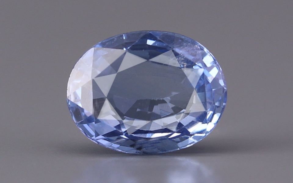 Blue Sapphire - 4.09 Carats
