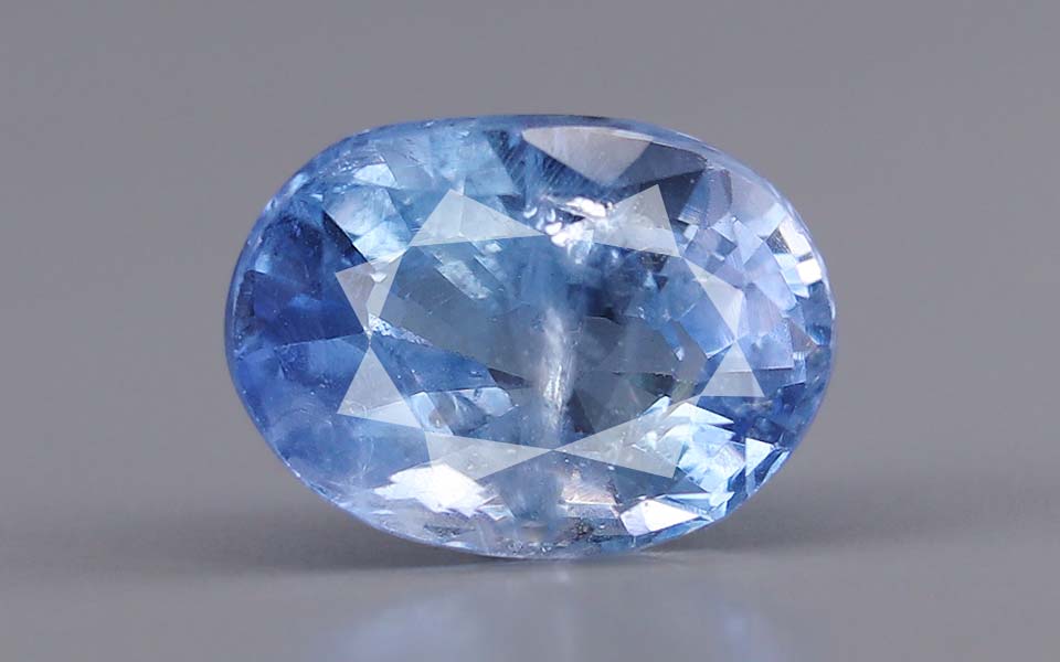 Blue Sapphire - 4.19 Carats