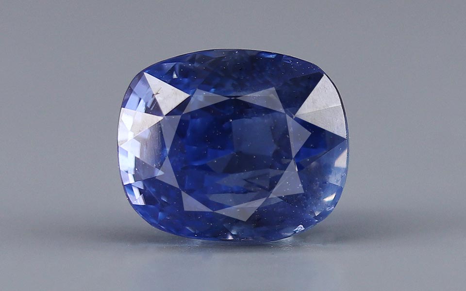 Blue Sapphire - 4.29 Carats