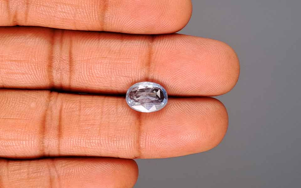 Blue Sapphire - 4.35 Carats