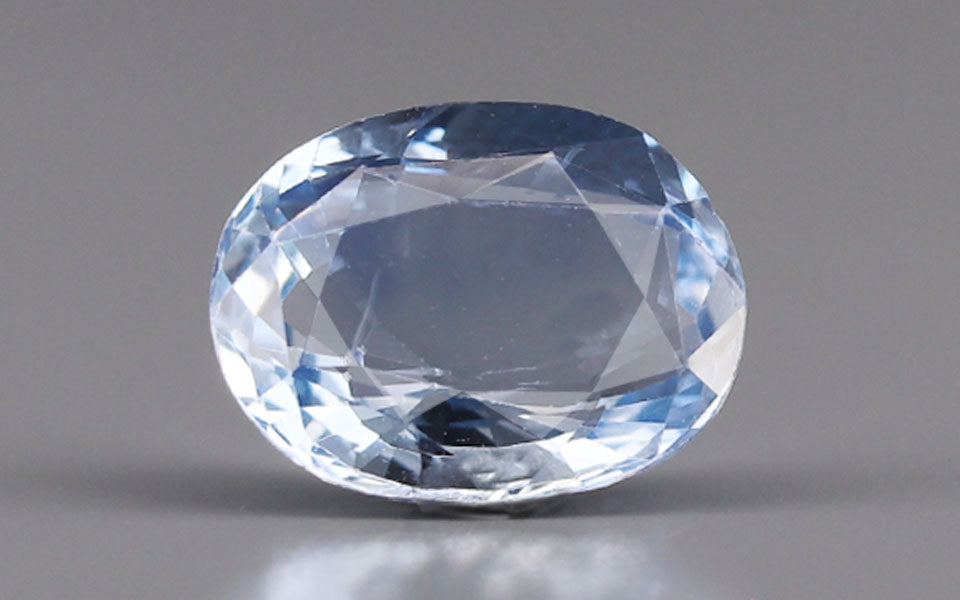 Blue Sapphire - 4.38 Carats