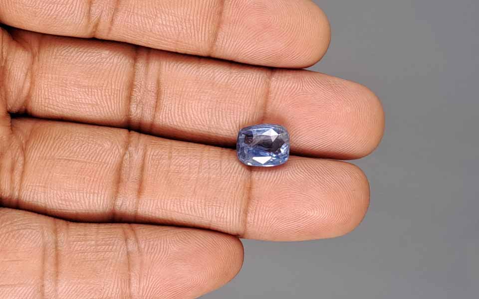 Blue Sapphire - 5.13 Carats