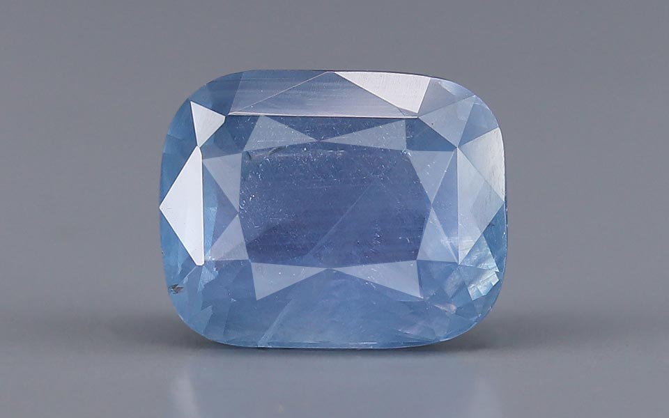 Blue Sapphire - 5.77 Carats