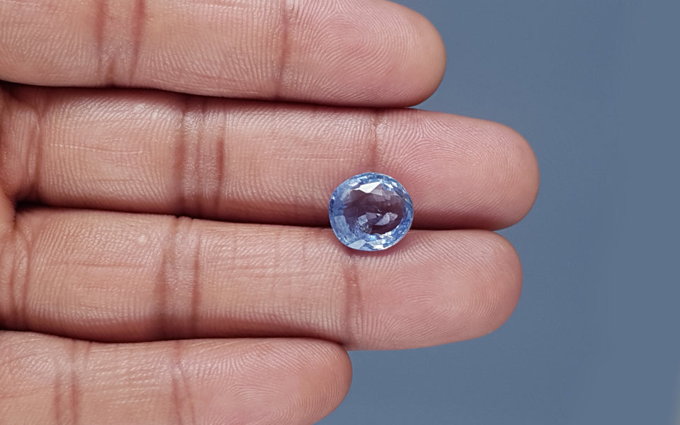 Blue Sapphire - 6.05 Carats