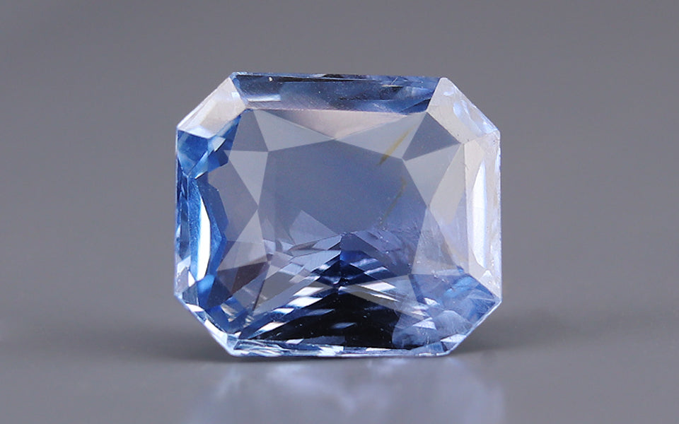 Blue Sapphire - 6.70 Carats
