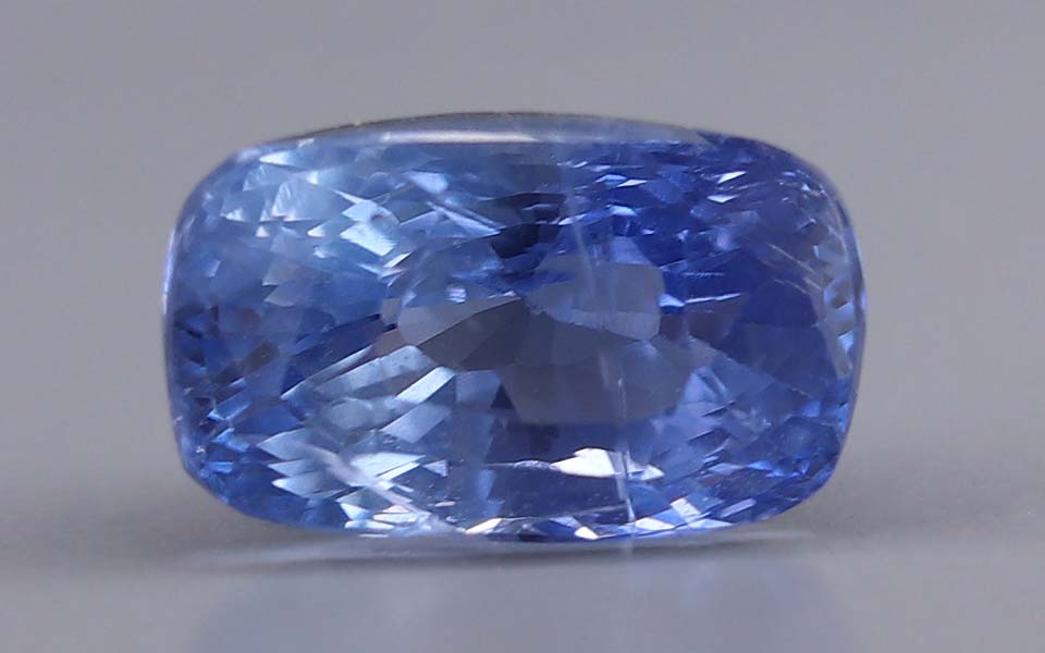 Blue Sapphire - 6.74 Carats