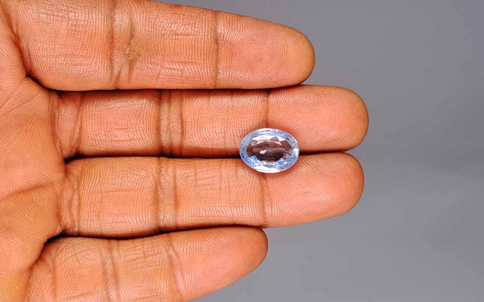 Blue Sapphire - 7.27 Carats