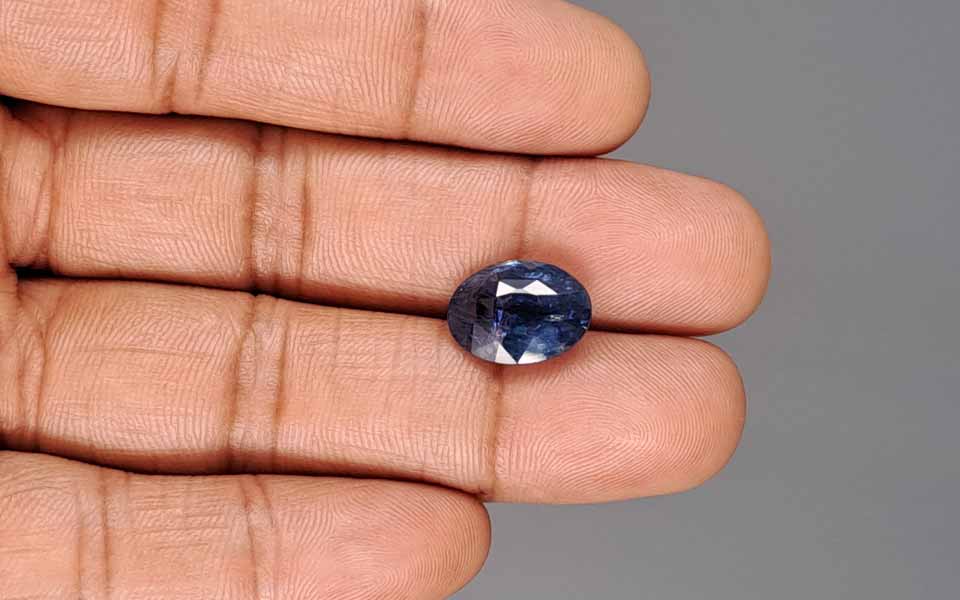 Blue Sapphire - 8.09 Carats