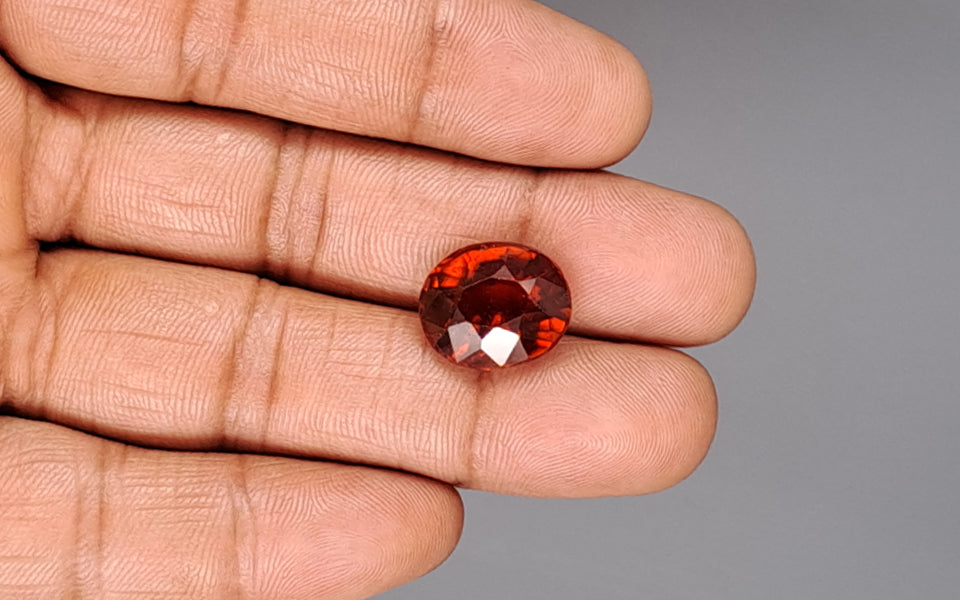 Hessonite (Gomed) - 12.98 Carat