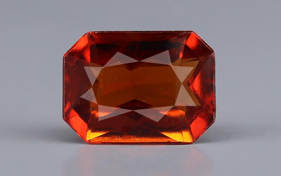 Hessonite (Gomed) - 4.89 Carat