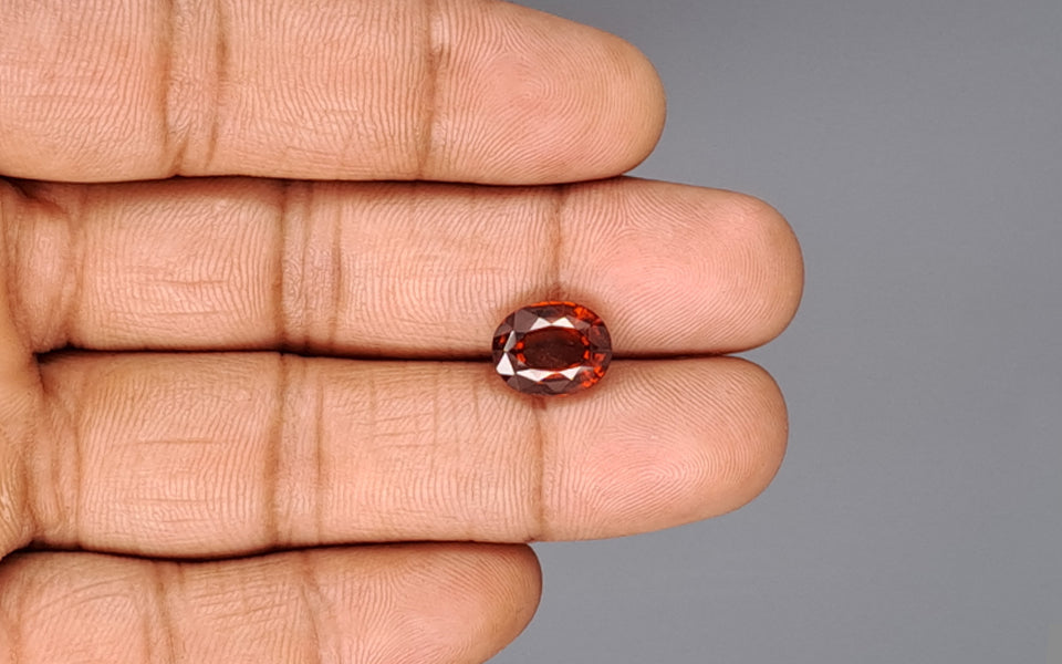 Hessonite (Gomed) - 5.01 Carat