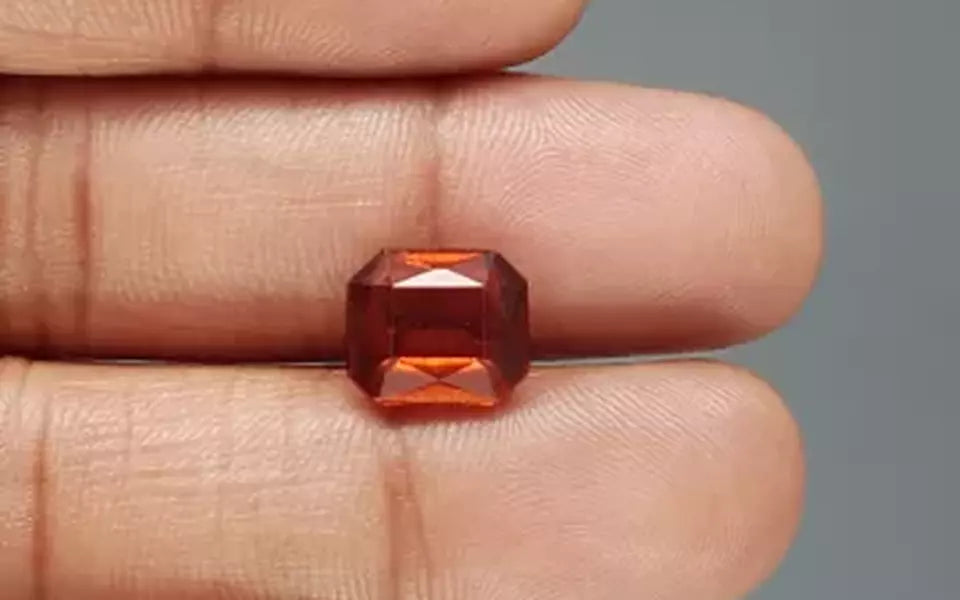 Ceylon Hessonite Garnet  5.35 Carat Limited Quality HG-8235