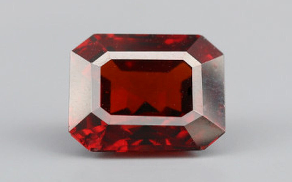 Hessonite (Gomed) - 5.59 Carat