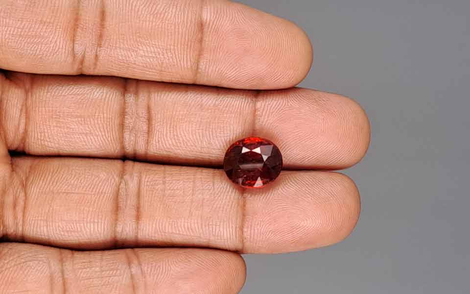 Hessonite (Gomed) - 6.04 Carat