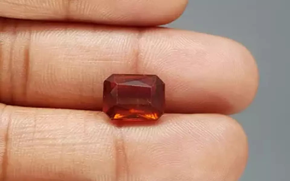 Hessonite (Gomed) - 6.14 Carat