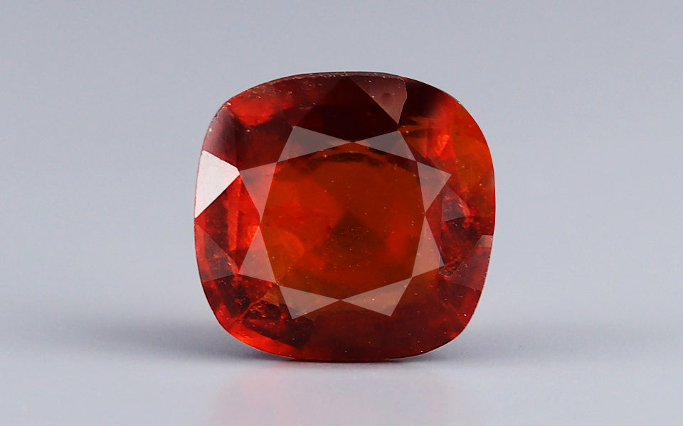 Hessonite (Gomed) - 6.69 Carat
