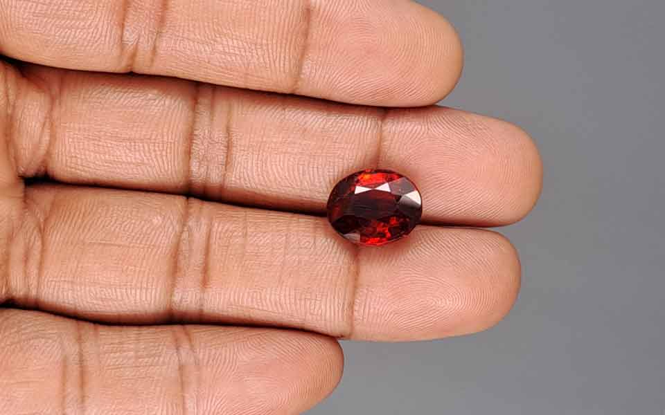 Hessonite (Gomed) - 8.02 Carat