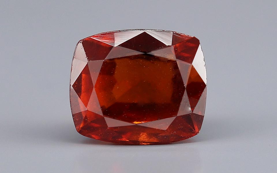 Hessonite (Gomed) - 8.36 Carat