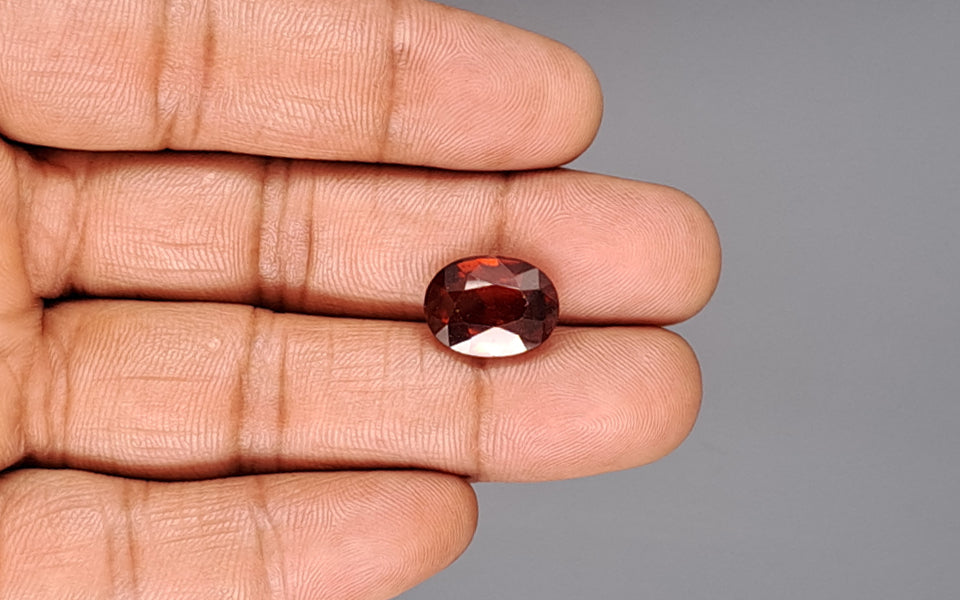 Hessonite (Gomed) - 8.41 Carat