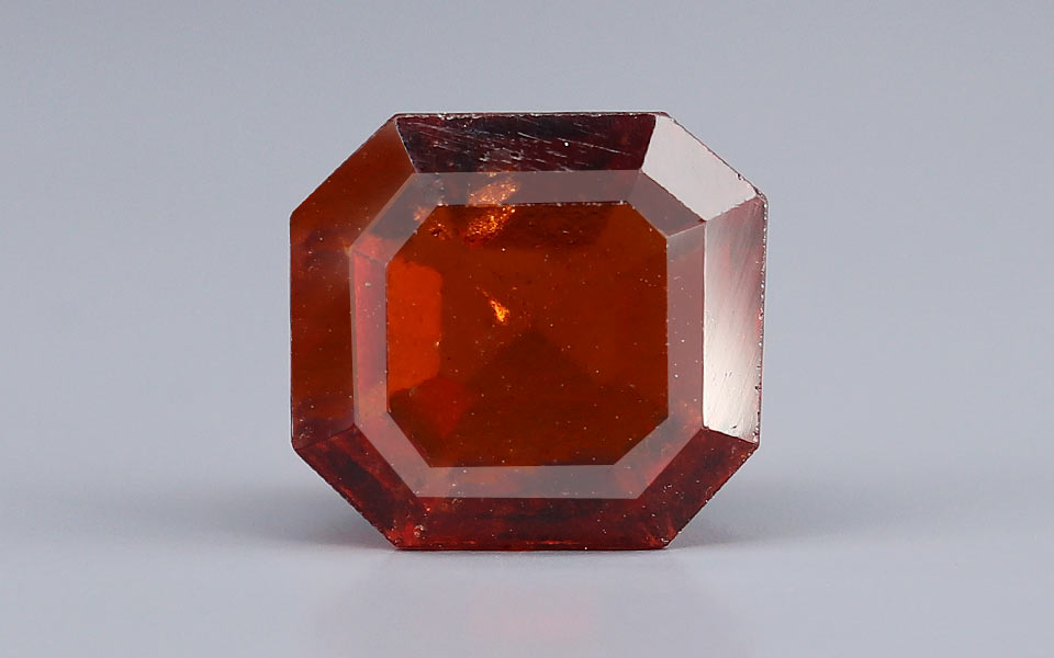 Hessonite (Gomed) - 9.25 Carat