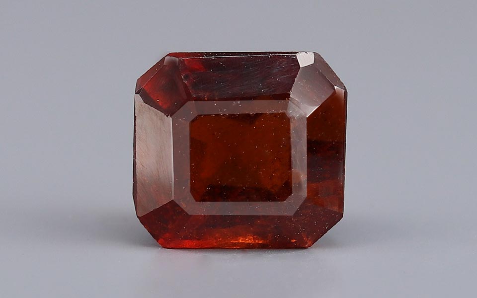 Hessonite (Gomed) - 9.29 Carat