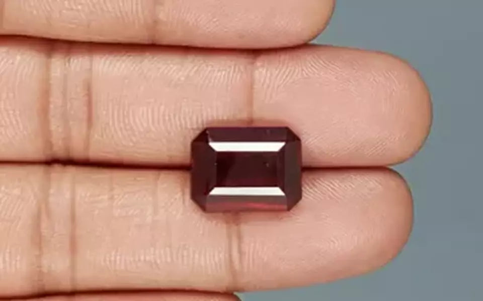 Ceylon Hessonite Garnet  9.3 Carat Rare Quality HG-8193